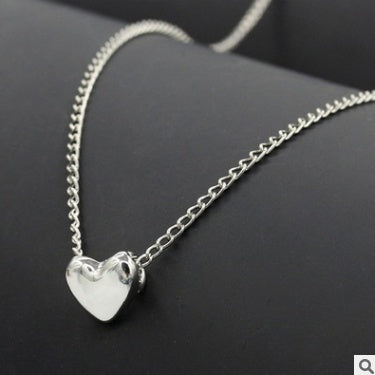 Korean necklace female fashion elegant sweet short necklace necklace love pendant clavicle chain