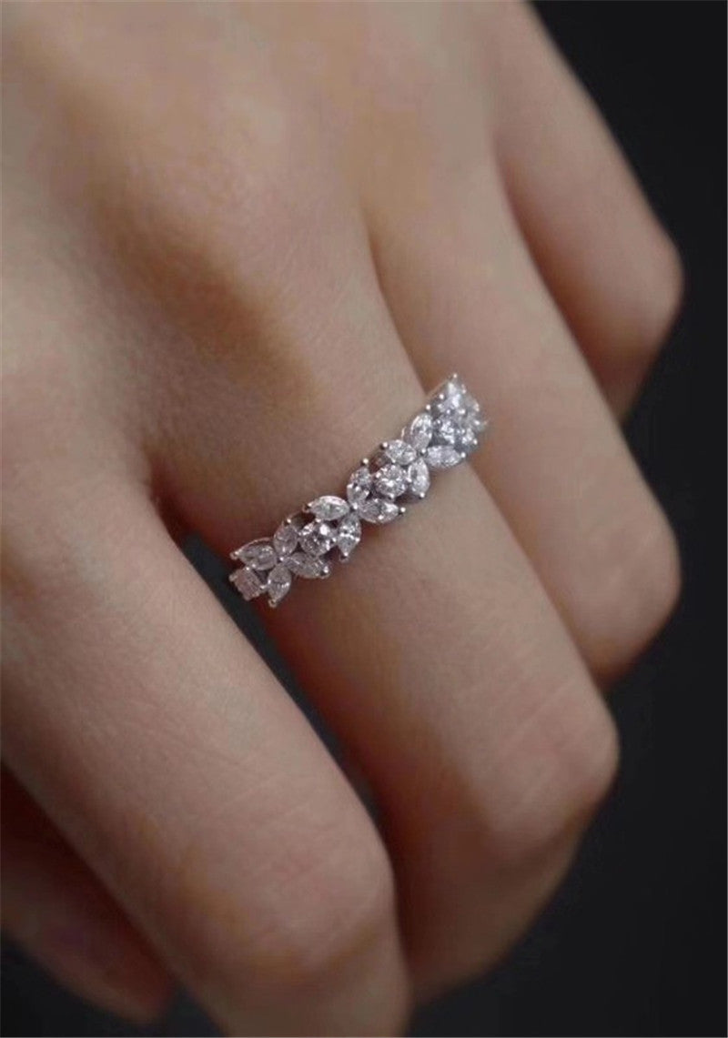 Slightly Inlaid With Diamonds Sweet and Versatile Charm