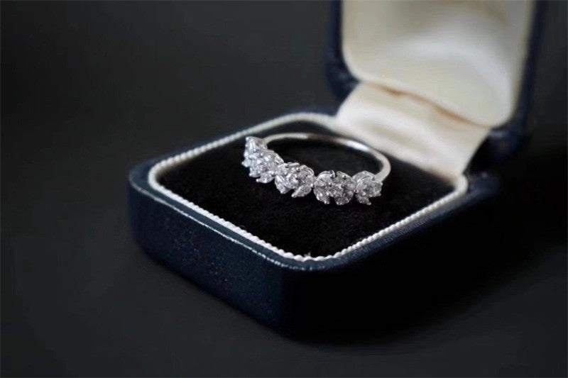 Slightly Inlaid With Diamonds Sweet and Versatile Charm