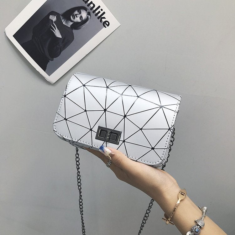 Chain crossbody bag