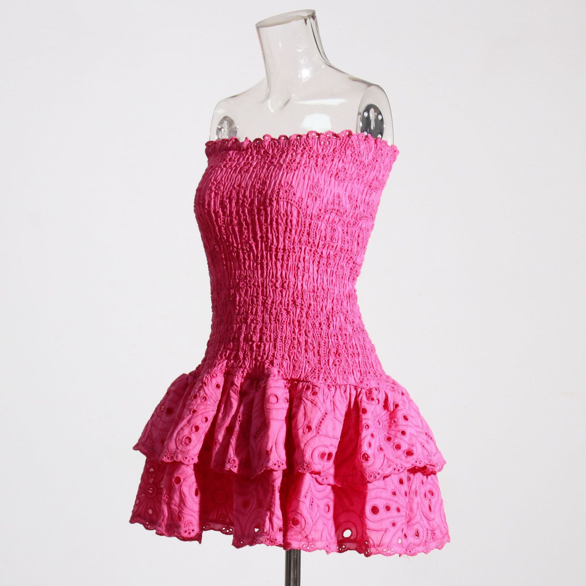 New Fashion Elegant Design Elastic Waist Ruffled Waist Slimming Embroidered Strapless Dress Women