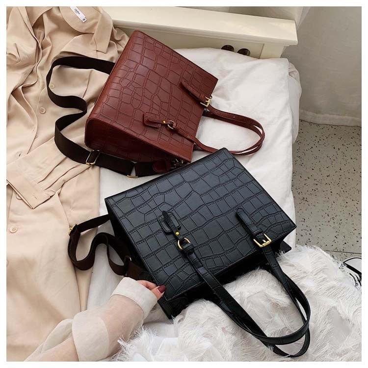 Stone pattern broadband tote bag