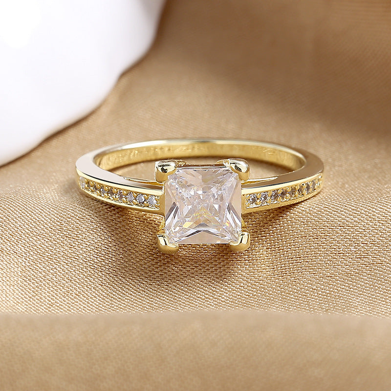 Simple Fashion Four-claw High Simulation Diamond Ring For Women