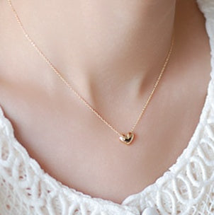 Korean necklace female fashion elegant sweet short necklace necklace love pendant clavicle chain