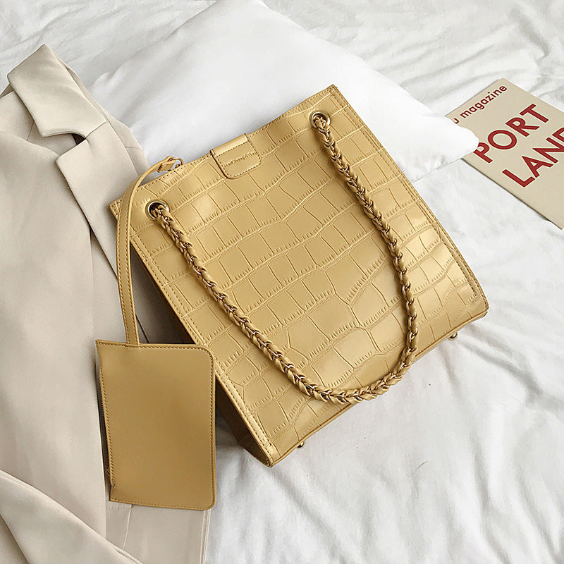 Chain all-match tote bag
