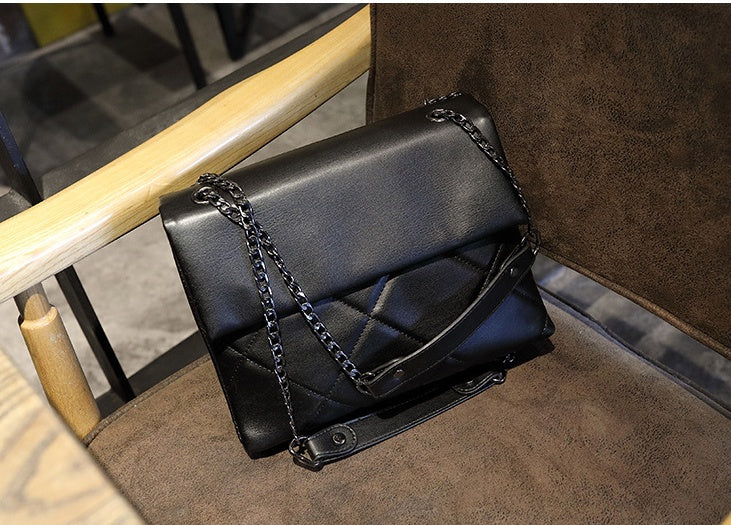 Shoulder bag chain crossbody bag