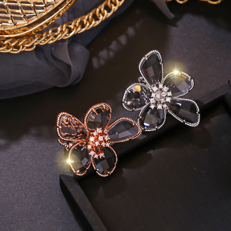 Zircon petal adjustable ring