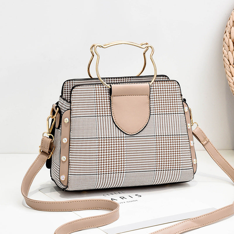 Fashionable crossbody bag