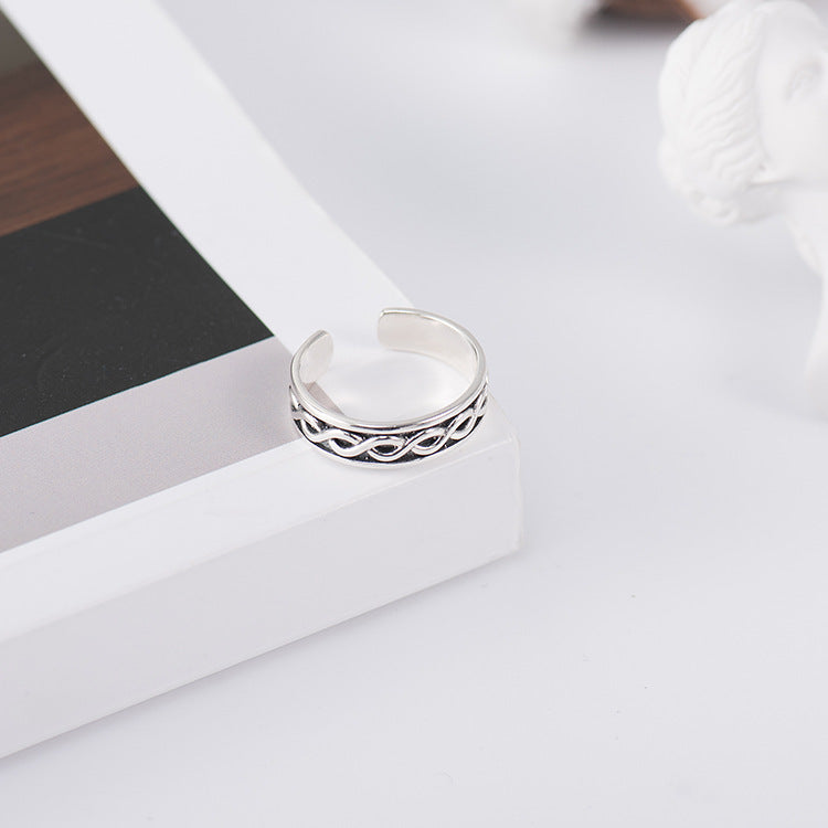 Vintage distressed silver ring ladies