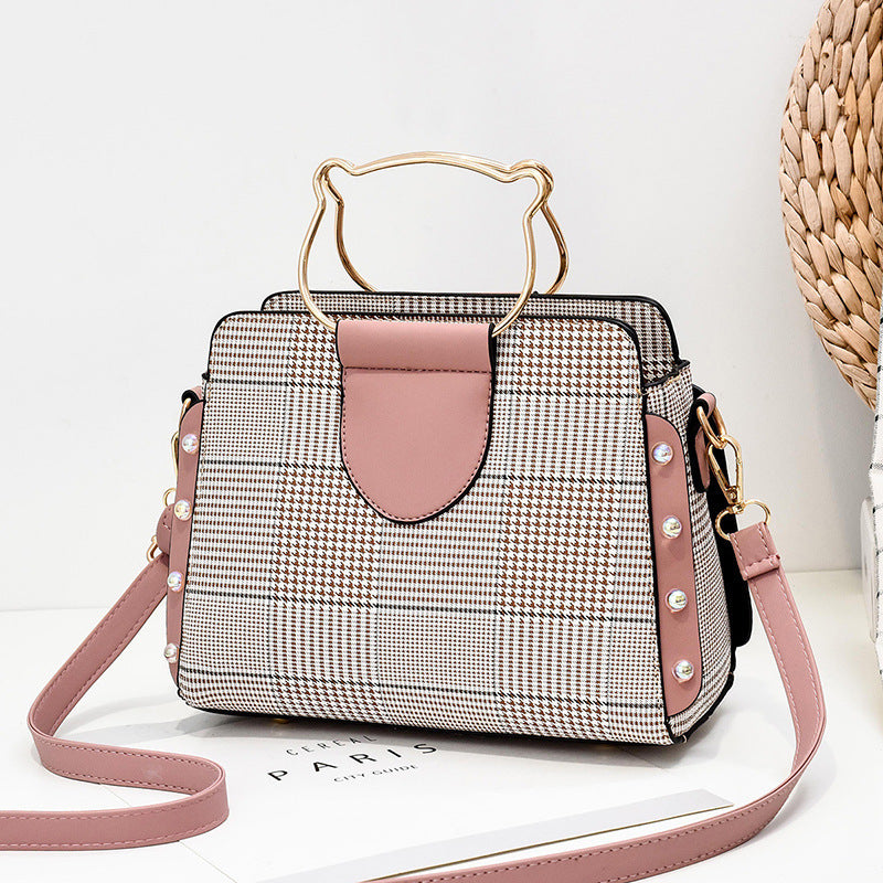 Fashionable crossbody bag