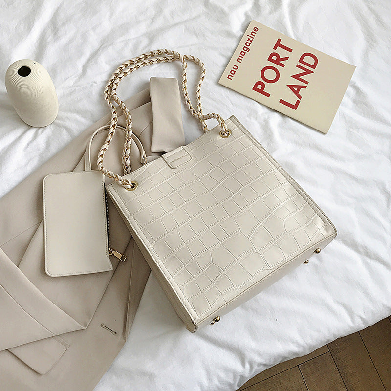 Chain all-match tote bag