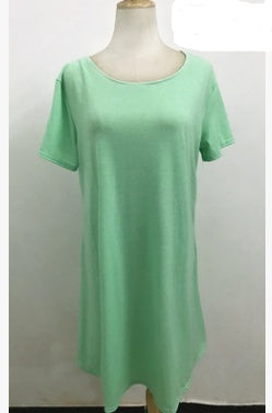 Short sleeve large size solid color dress