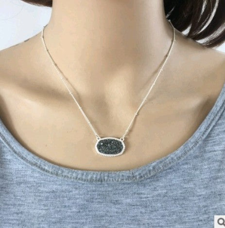 Electroplated silver resin alloy necklace short necklace chain plating effect color resin necklace
