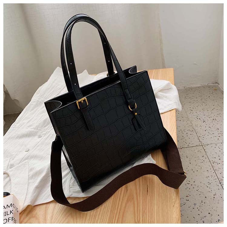 Stone pattern broadband tote bag