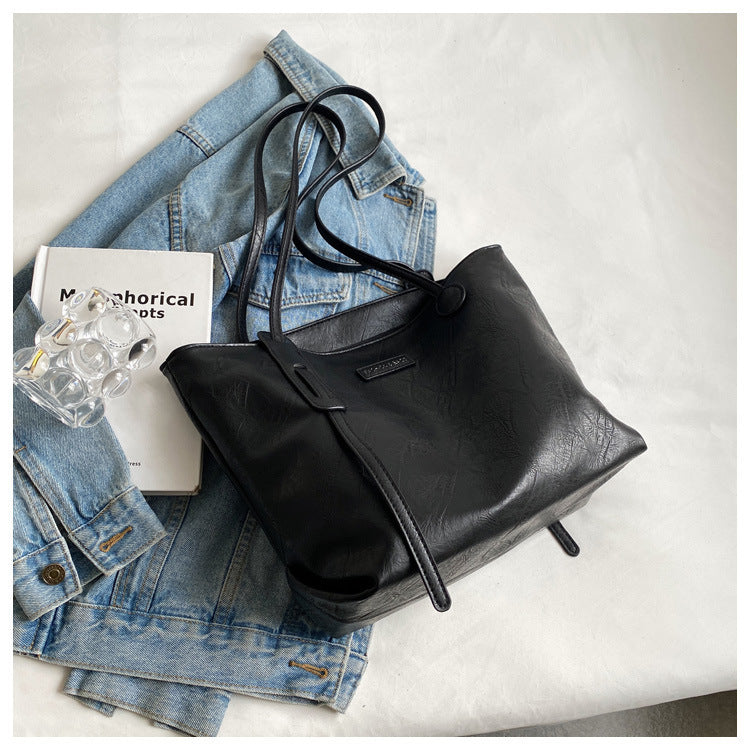 Leisure Retro Commuter Tote Bag