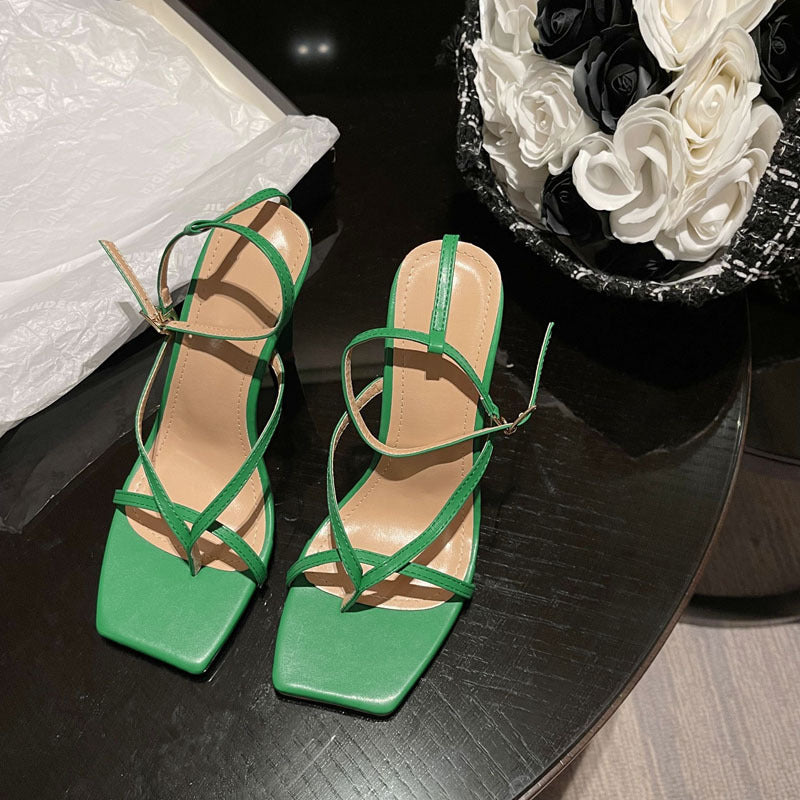 Women's Plus Size High Heel Buckle Faux Leather Fashion Sandals