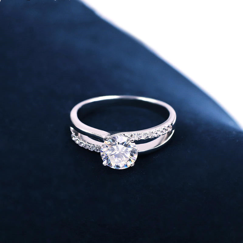 18K White Gold Women's Ring Moissan Simulation Diamond