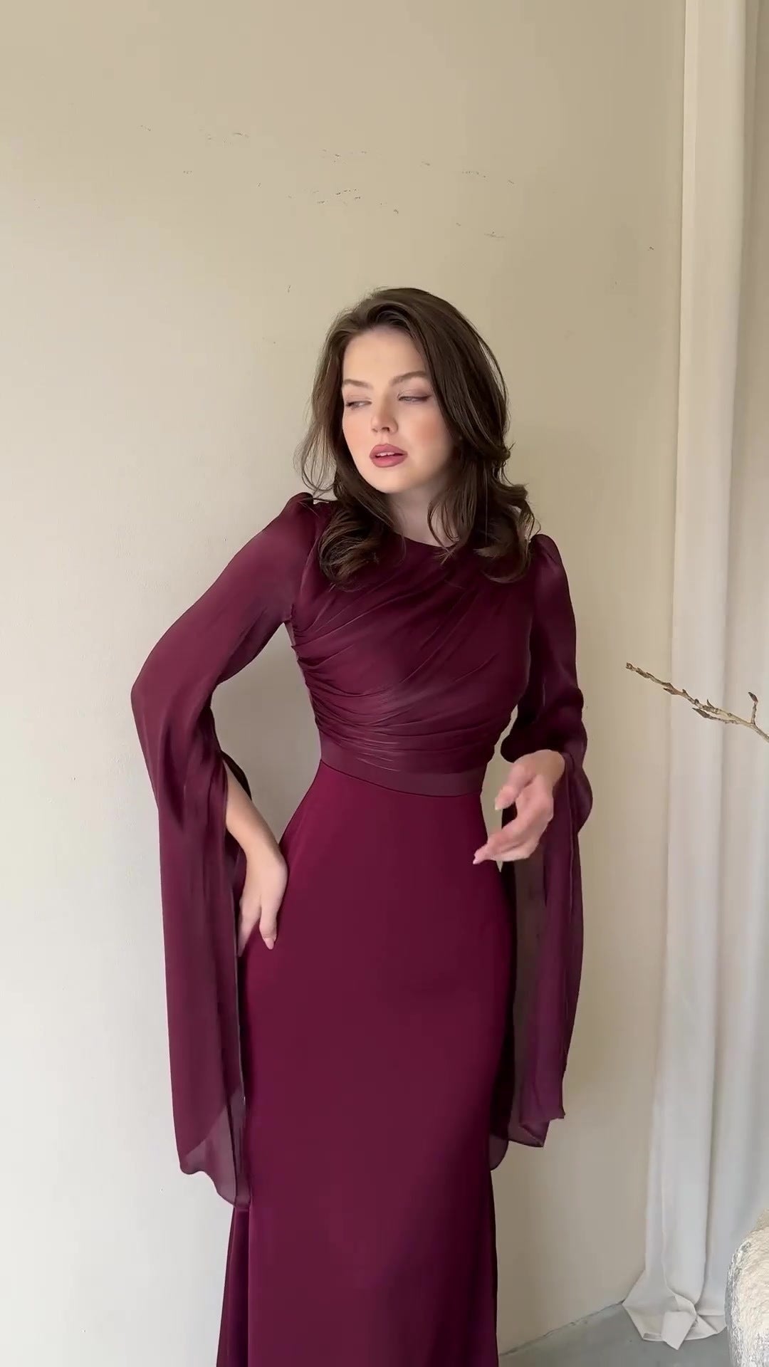Glass Gauze Large Hem Sleeve Long Satin Slim Fit Dress
