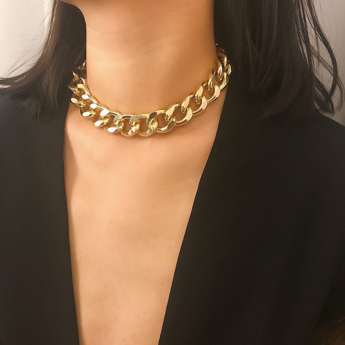 Metal necklace chain