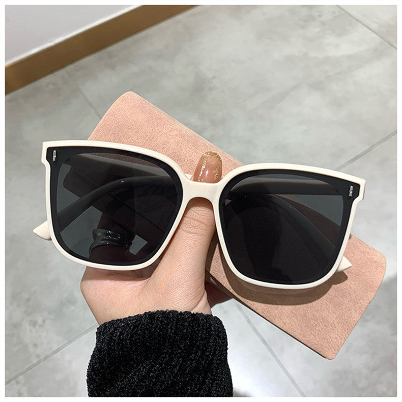 New Glasses Men And Women Sunglasses Black Frame Sunglasses - Lena