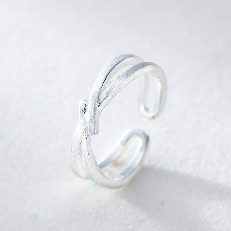 Bow line men's and women's rings