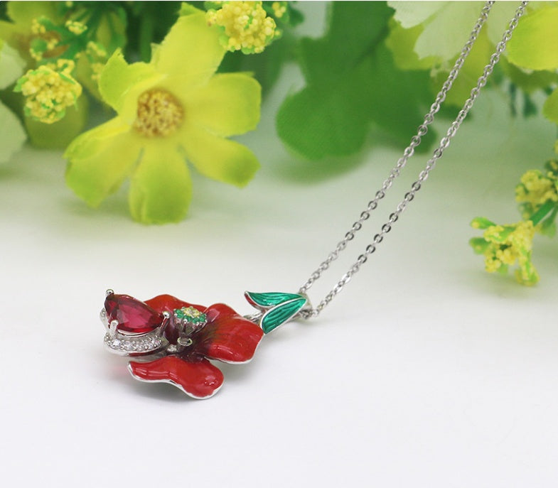 Dripping diamond necklace