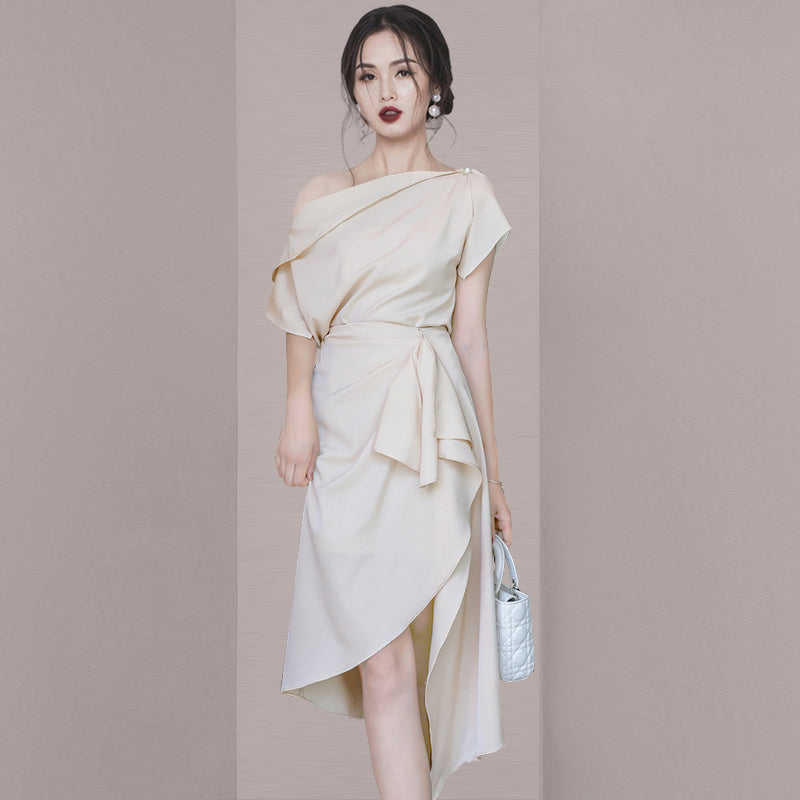 Strapless irregular skirt