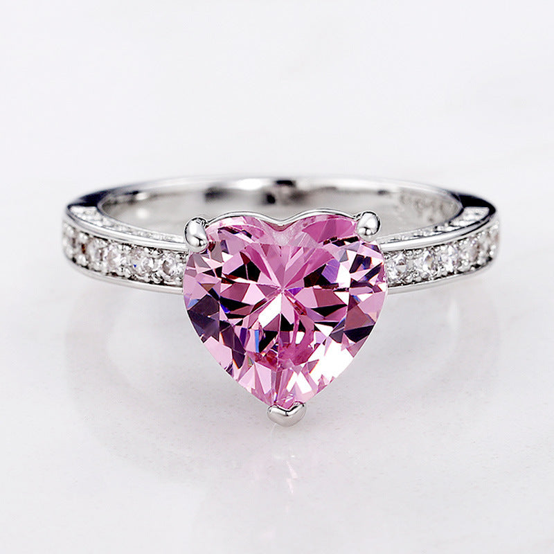 Inlaid AAA Heart-shaped Zircon Ring