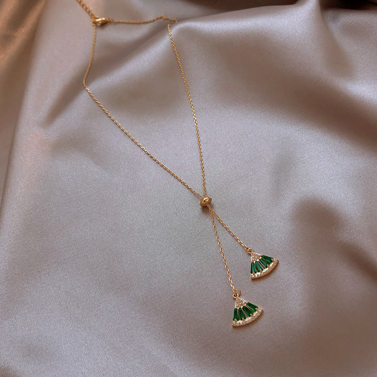Scalloped Crystal Necklace