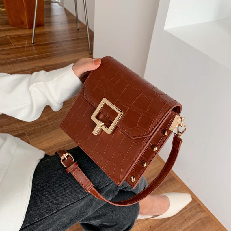 One-shoulder crossbody bag