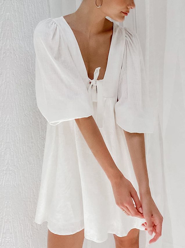 Women's Temperament Leisure Cotton Puff Sleeve Neckline Tied V-neck Dress
