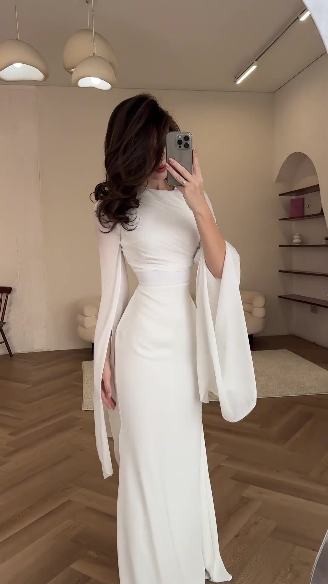 Glass Gauze Large Hem Sleeve Long Satin Slim Fit Dress