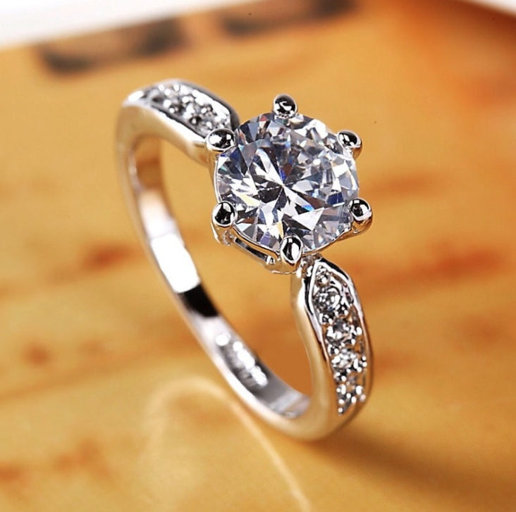 Temperament luxury simulation diamond ring wedding opening copper plated silver ring female Korean version of zircon single drill live ring