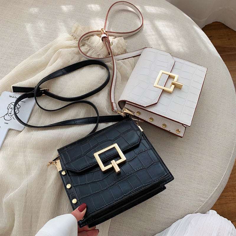 One-shoulder crossbody bag